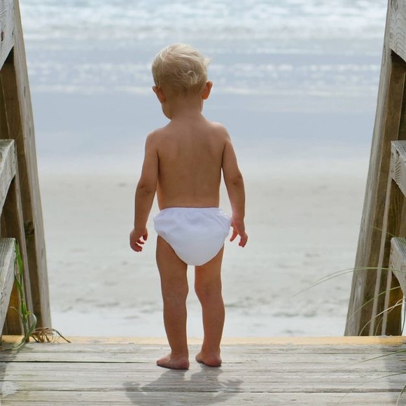 Ultimate Swim Diaper. UPF 50+. M. 6-12 months. 18-22lbs. - Picture 3 of 4